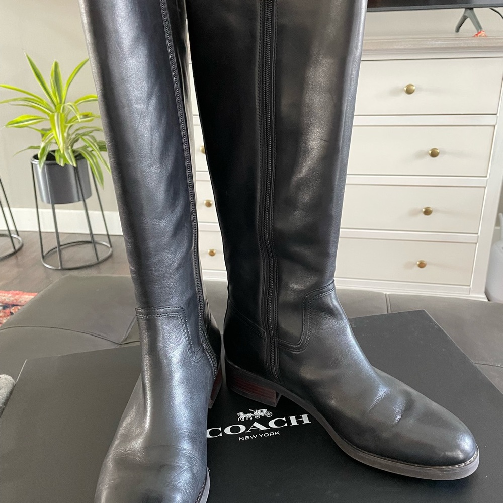 Coach boots
